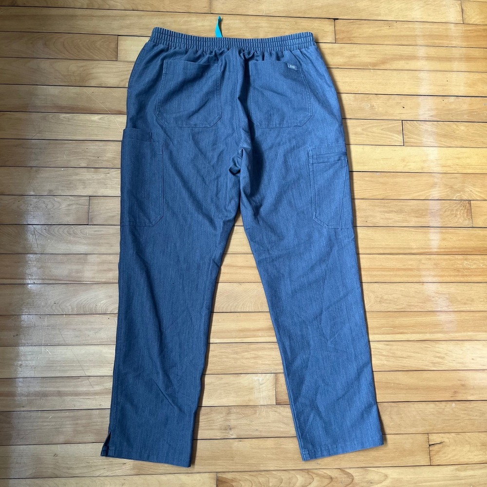 FIGS Technical Collection Graphite Grey Scrub Pants Petite Medium Drawstring - Picture 3 of 7